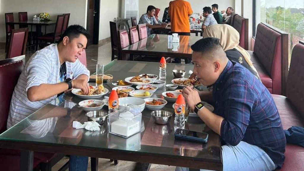  Franchise Rumah Makan Padang Garuda